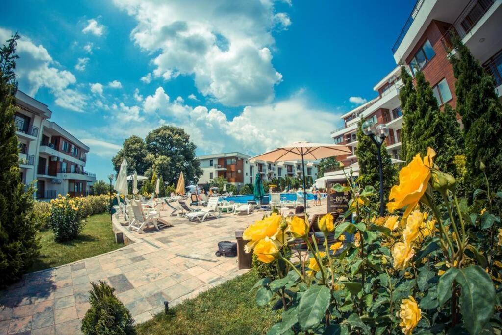Messambria Fort Beach - Premium Apartments Elenite Εξωτερικό φωτογραφία